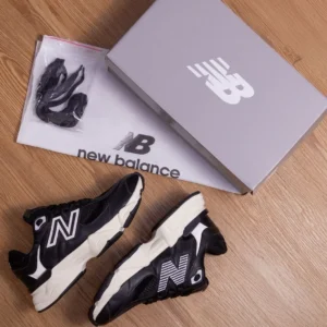 WhatsApp Image 2026-10-22 at 18.10.23 New Balance 9060 Cuero